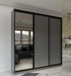 Skapis ar 3 bīdāmām durvīm un spoguli 250/240/60 cm, "grafīts+melns mat."+2 atvilktnes - Image 5