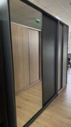 Skapis ar 2 bīdāmām durvīm un spoguli 180/240/60 cm, krāsa:"grafīts"+2 atvilktnes, pr. Bavaria - Image 3